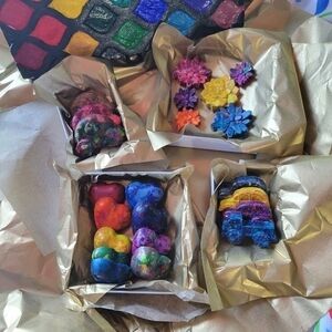 COPY - NEW CUSTOM LISTING Handmade Set Of 7 Rainbow Crayons Gift Box Wrapped